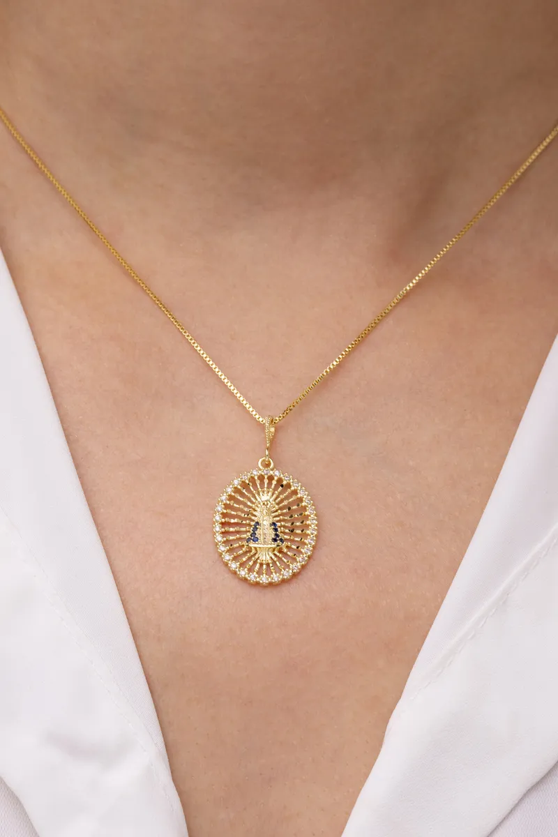 Pingente Nossa Senhora Aparecida Diamantado — semijoia bruta diamantados da Santana Brutos, atacado para lojistas